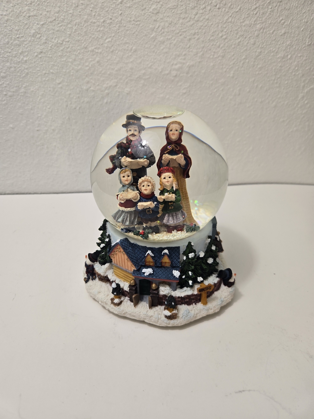 Vintage Grandeur Noel Carolers Musical Snow Globe -We Wish You A Merry Christmas